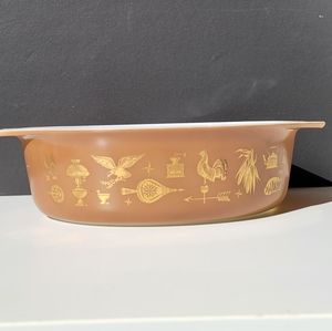 Vintage Pyrex Brown Gold Early Americana 2-1/2 Quart Cinderella Dish